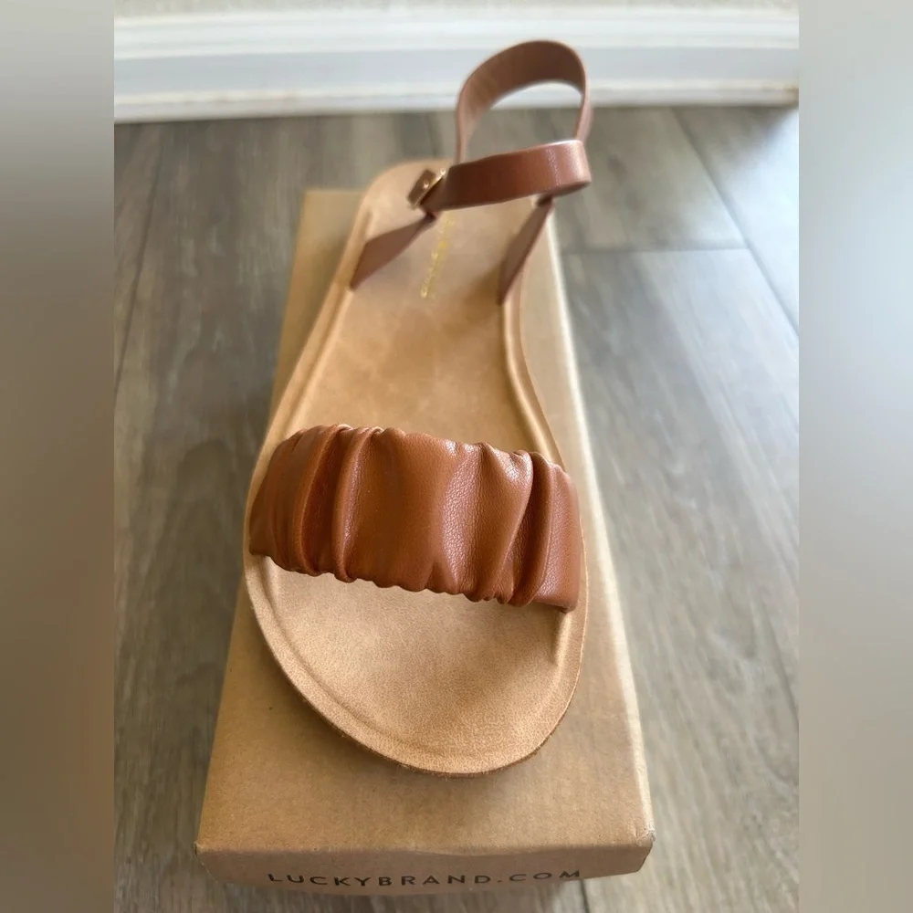 NEW Lucky Brand Grace Sandal
